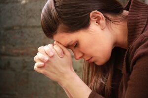 Priez-Sans-CESSATION-Christian-Stock-Photos[1]